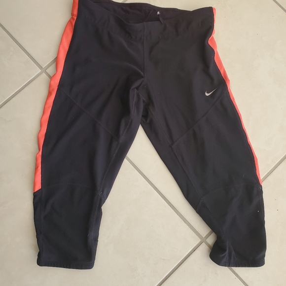 Nike Bundle - Picture 2 of 9